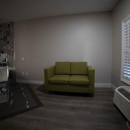 Mid City Inn & Suites Pico Rivera Ngoại thất bức ảnh