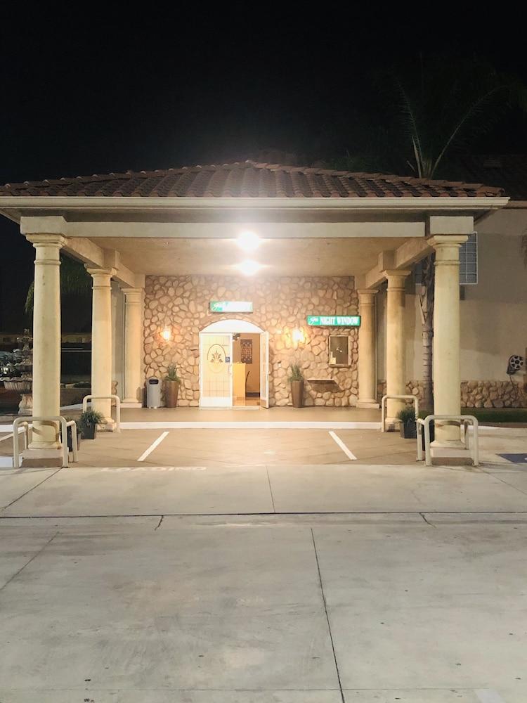 Mid City Inn & Suites Pico Rivera Ngoại thất bức ảnh