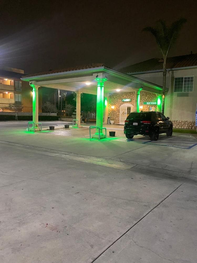 Mid City Inn & Suites Pico Rivera Ngoại thất bức ảnh
