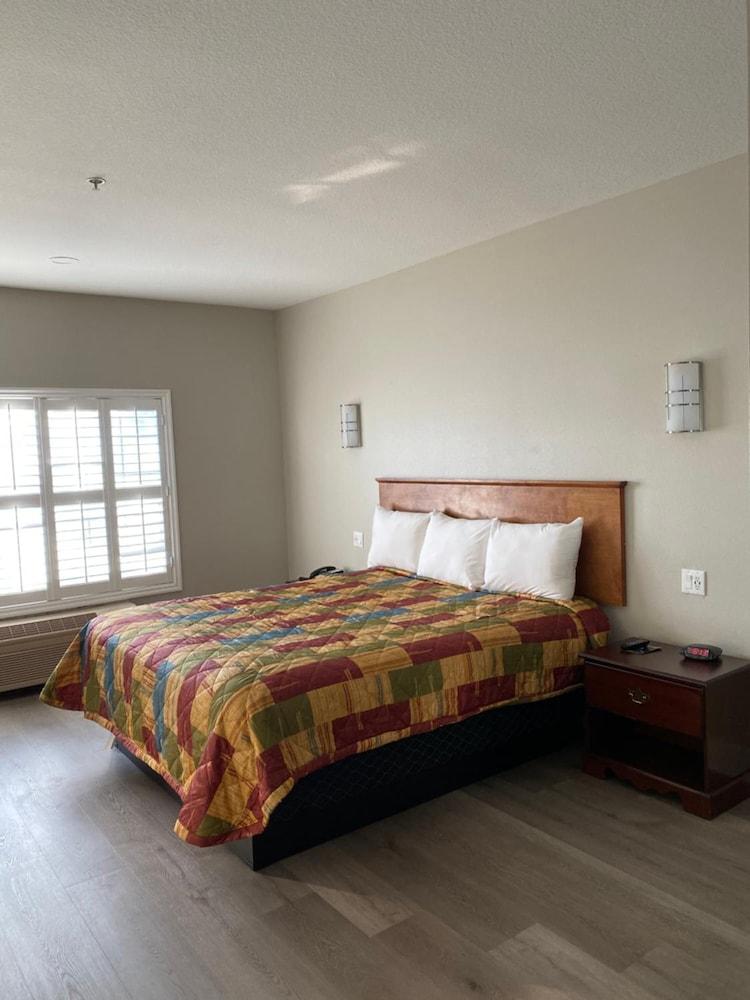 Mid City Inn & Suites Pico Rivera Ngoại thất bức ảnh